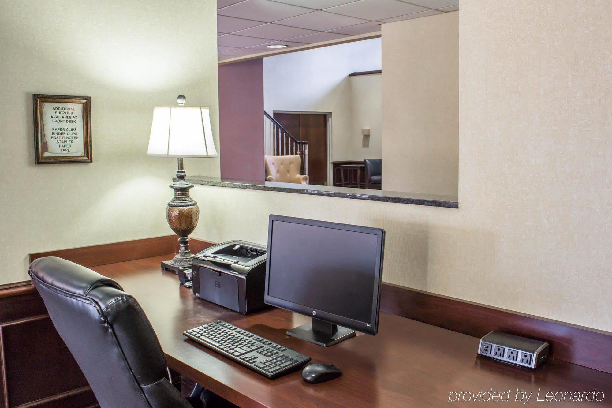 Four Points By Sheraton Greensboro Airport Exteriér fotografie