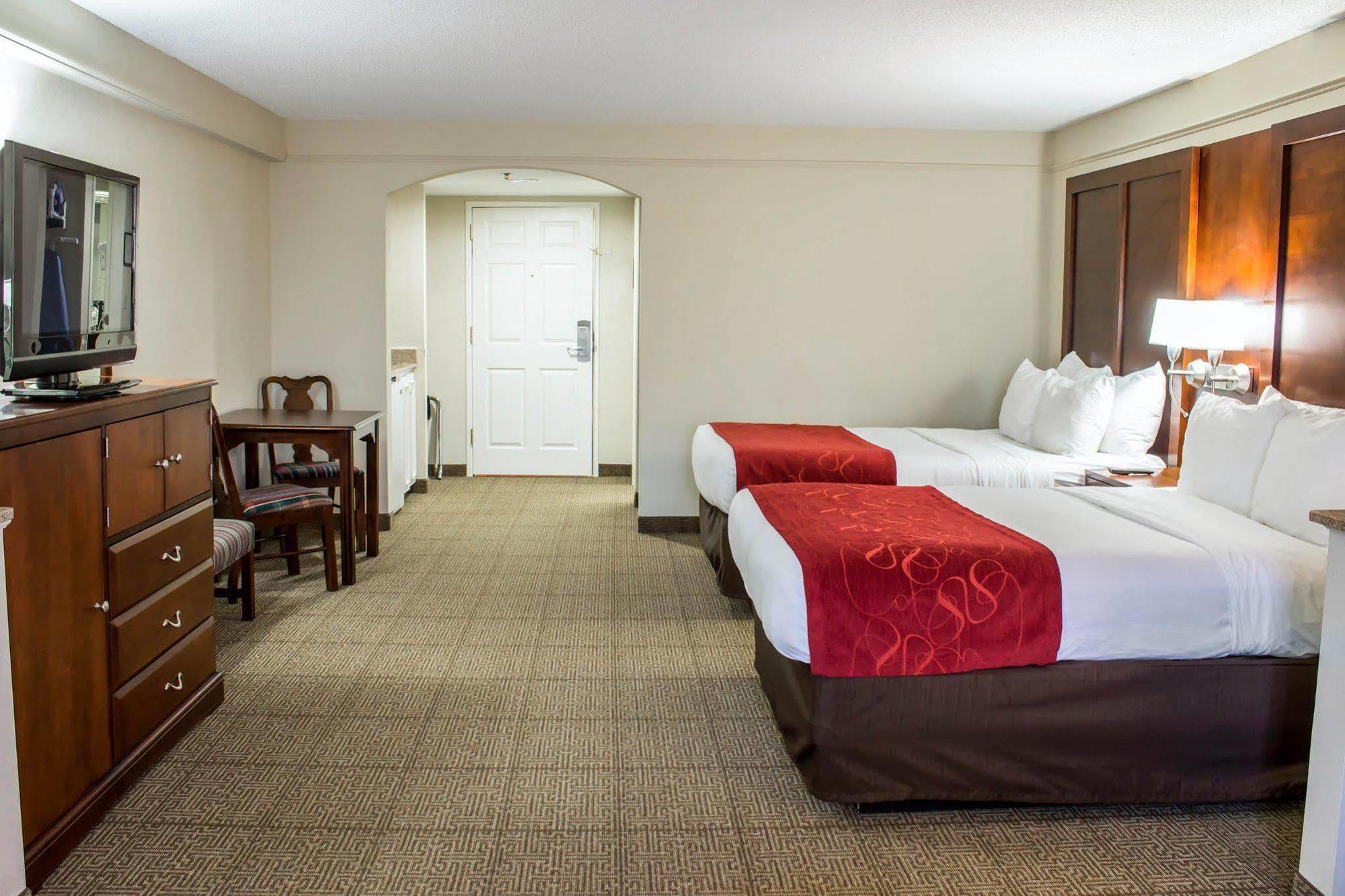 Four Points By Sheraton Greensboro Airport Exteriér fotografie